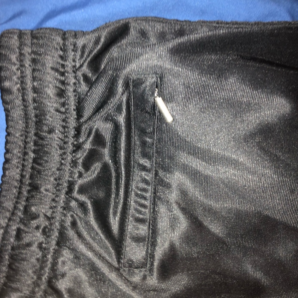 Jogging pants - Picture 3 of 4